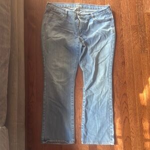 Women’s Old Navy boot cut Denim Jeans Diva 16